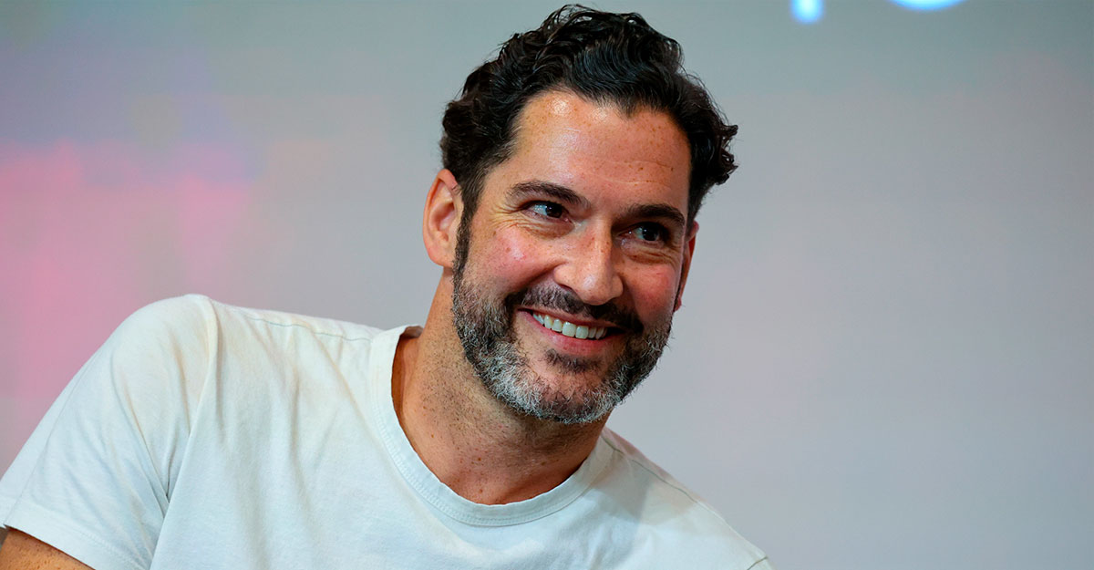 Tom Ellis to attend a convention in Germany