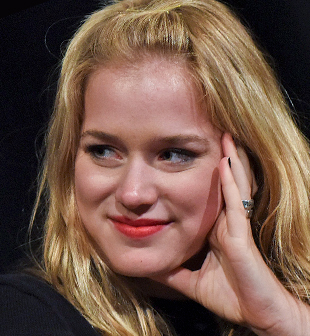 Elizabeth Lail