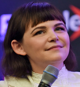 TV / Movie convention with Ginnifer Goodwin