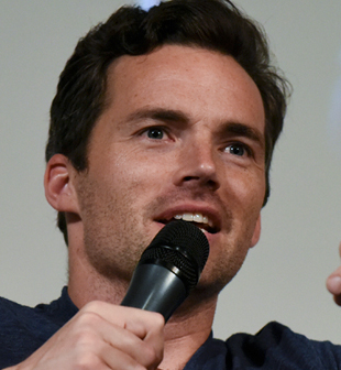 TV / Movie convention with Ian Harding