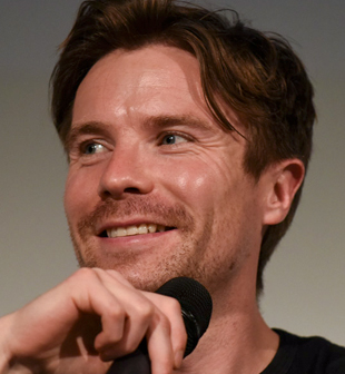 TV / Movie convention with Joe Dempsie