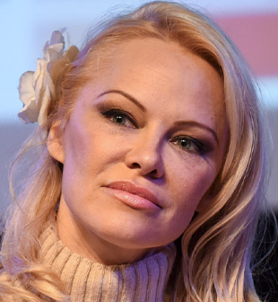 Convention séries / cinéma avec Pamela Anderson