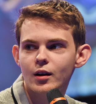 TV / Movie convention with Robbie Kay