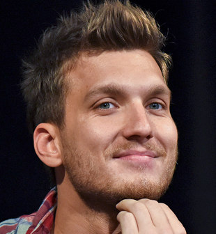 TV / Movie convention with Scott Michael Foster