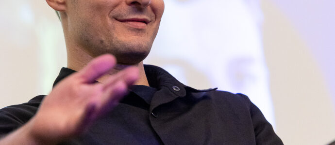 Giles Matthey - From Storybrooke to Paris - Once Upon a Time, 24: Live Another Day