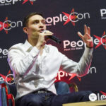 Ed Westwick &ndash; XOXO Fan Meet &ndash; Gossip Girl, Wicked City