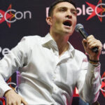Ed Westwick &ndash; XOXO Fan Meet &ndash; Gossip Girl, Snatch
