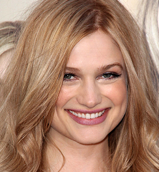 Alison Sudol