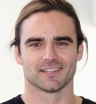 TV / Movie convention with Dustin Clare