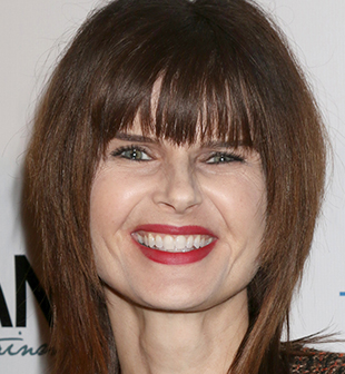 Carrie Genzel