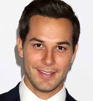 Skylar Astin