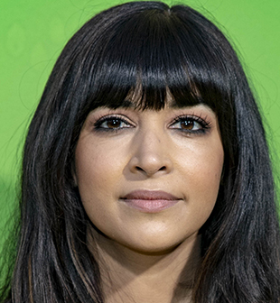Hannah Simone