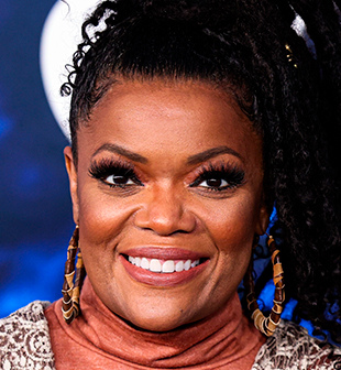 Yvette Nicole Brown