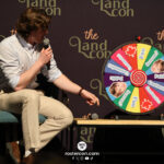 Charles Vandervaart – The Land Con 7 – Outlander, Holly Hobbie