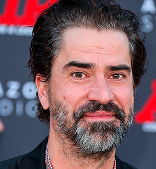 Hamish Linklater