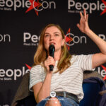 Sara Canning – Forever Mystic Falls Fan Meet 6 – The Vampire Diaries, Primeval: New World