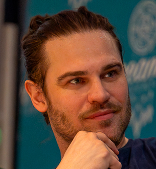 Grey Damon