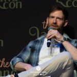 Craig McGinlay &ndash; The Land Con 8 &ndash; Outlander, Blue Lights
