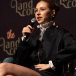 Hermione Corfield – The Land Con 8 – Outlander: Blood of My Blood
