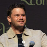 Jeremy Irvine &ndash; The Land Con 8 &ndash; Outlander: Blood of My Blood