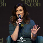 Maria Doyle Kennedy &ndash; The Land Con 8 &ndash; Outlander