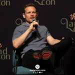 Sam Heughan – The Land Con 8 – Outlander, The Couple Next Door