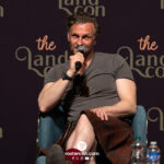 Steven Cree – The Land Con 8 – Outlander, A Discovery of Witches