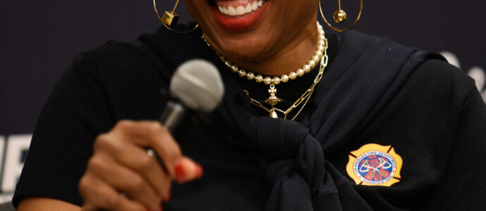 Aisha Hinds - 9-1-1 - Saving Lives Con 2