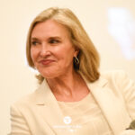 Brenda Strong – The Desperate Con – Desperate Housewives
