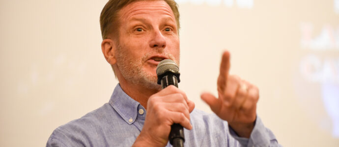 Doug Savant - The Desperate Con - Desperate Housewives