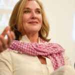 Brenda Strong – The Desperate Con – Desperate Housewives