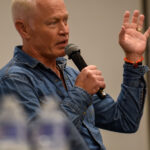 Neal McDonough – The Desperate Con – Desperate Housewives